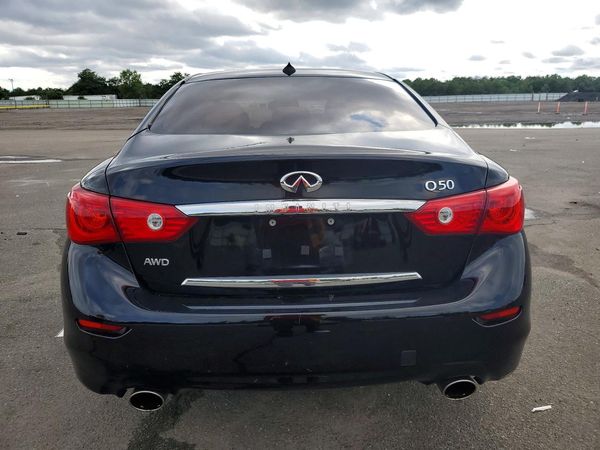 2015 INFINITI Q50