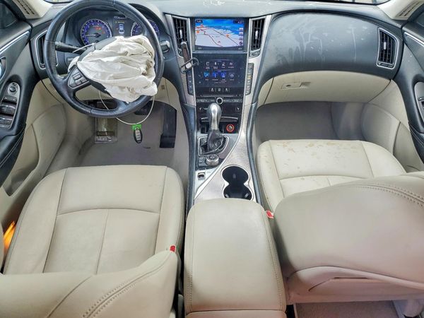 2015 INFINITI Q50