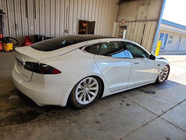 2020 TESLA MODEL S