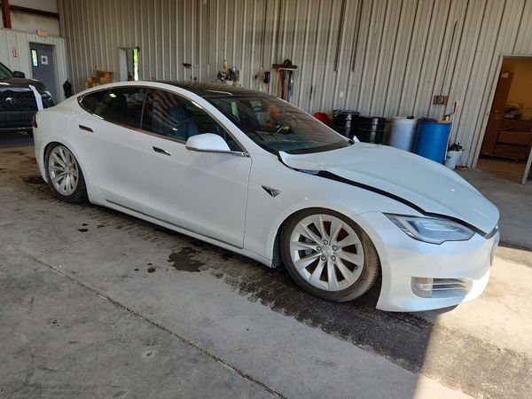 2020 TESLA MODEL S