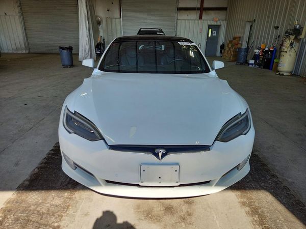 2020 TESLA MODEL S