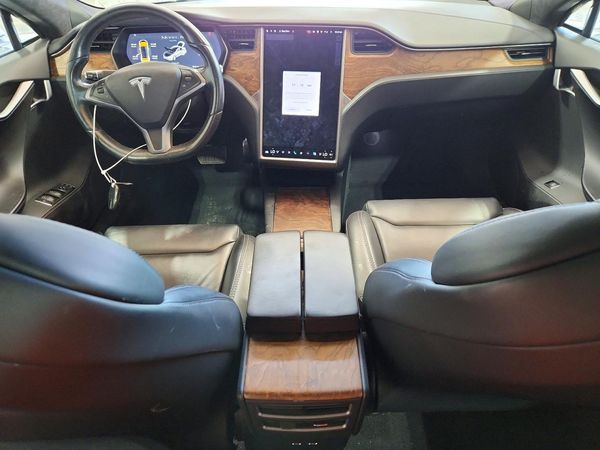 2020 TESLA MODEL S