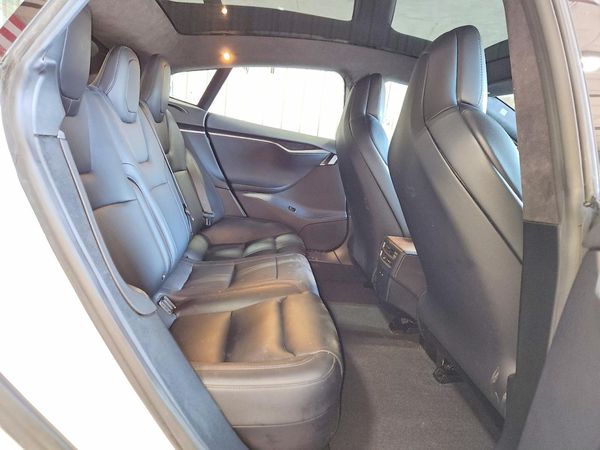 2020 TESLA MODEL S