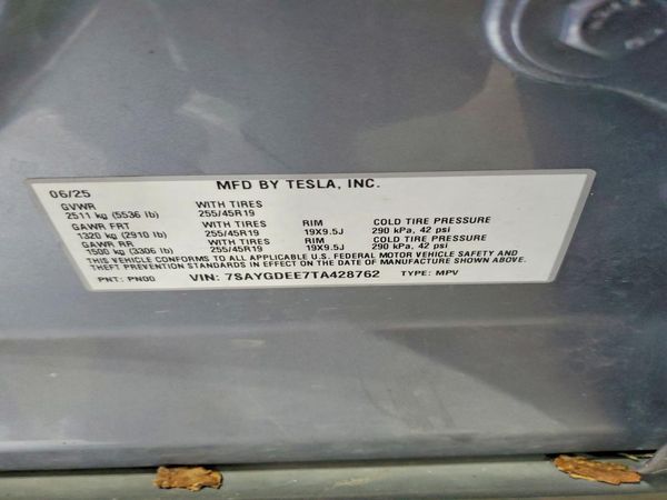 2026 TESLA MODEL Y