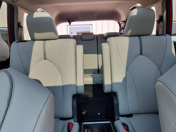 2026 TOYOTA GRAND HIGHLANDER