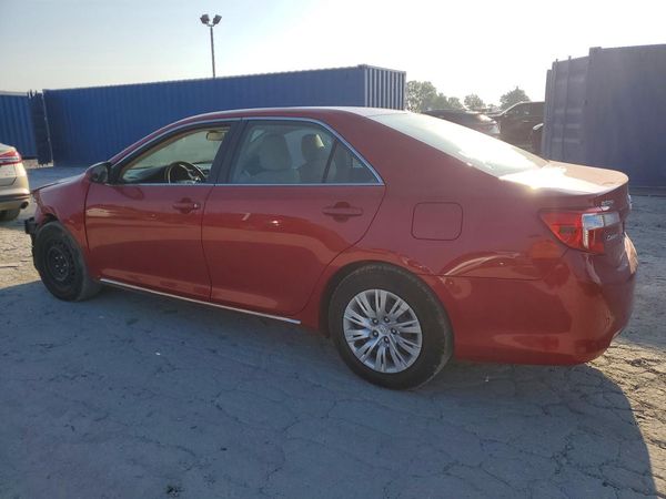 2014 TOYOTA CAMRY