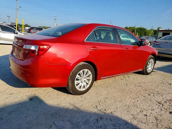 2014 TOYOTA CAMRY
