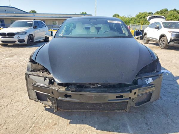 2018 TESLA MODEL S