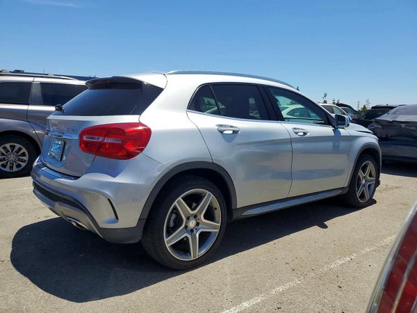 2015 MERCEDES-BENZ GLA GLA250 4-MATIC