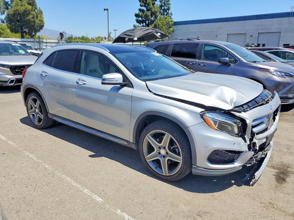 2015 MERCEDES-BENZ GLA GLA250 4-MATIC