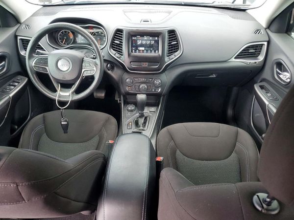 2019 JEEP CHEROKEE LATITUDE 4X4