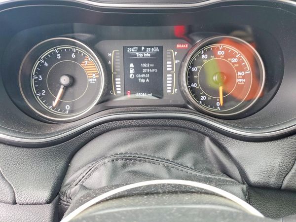 2019 JEEP CHEROKEE LATITUDE 4X4