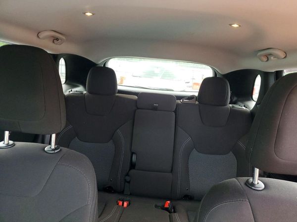 2019 JEEP CHEROKEE LATITUDE 4X4