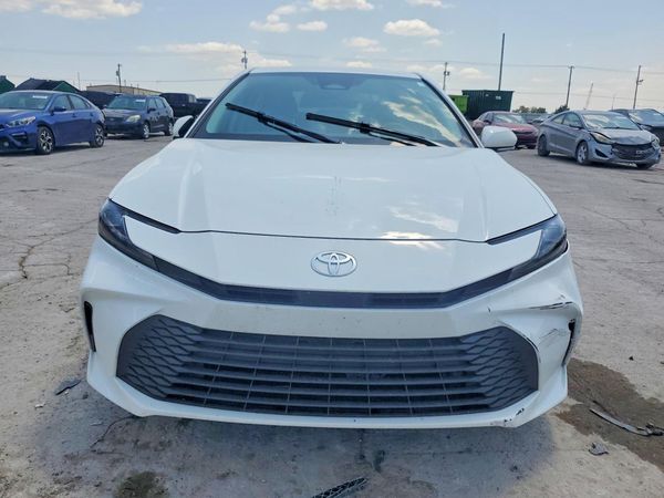 2026 TOYOTA CAMRY