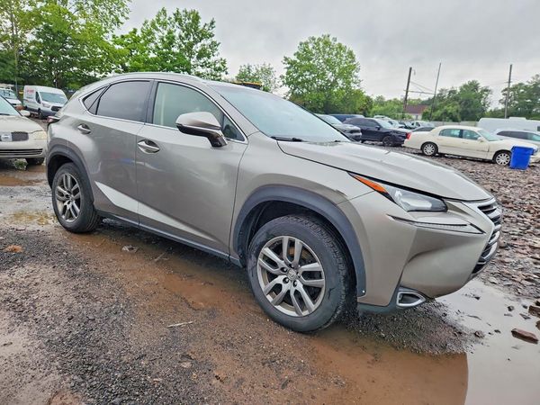 2015 LEXUS NX 200t Luxury