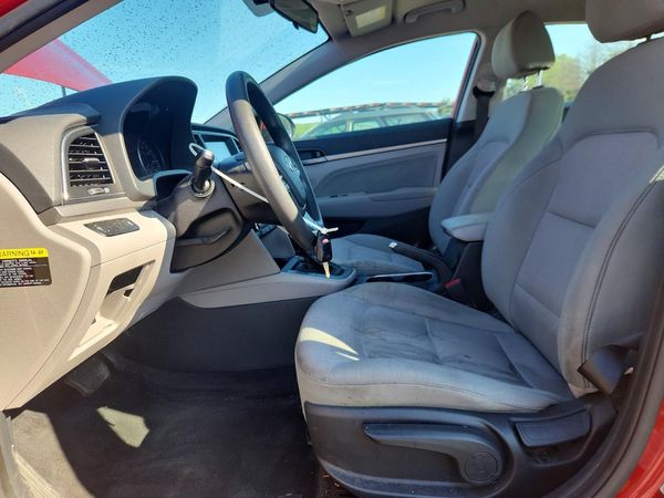 2017 HYUNDAI ELANTRA