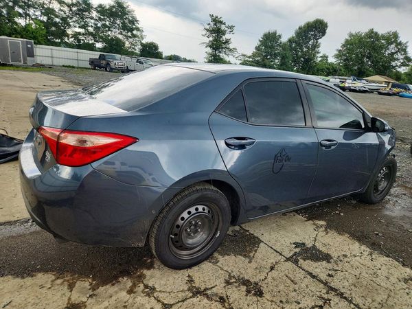 2019 TOYOTA COROLLA