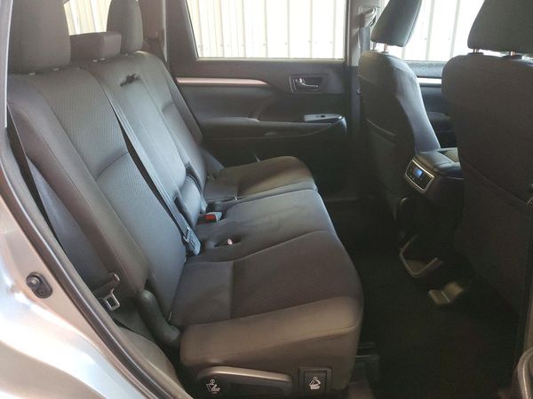 2018 TOYOTA HIGHLANDER LE/LE Plus