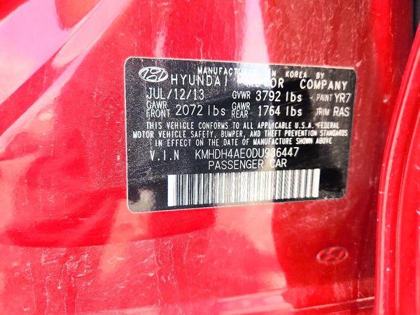 2013 HYUNDAI ELANTRA