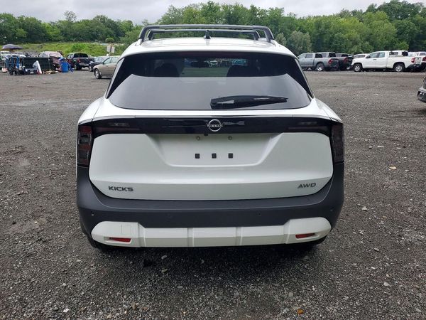 2026 NISSAN KICKS SV