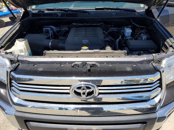 2016 TOYOTA TUNDRA TRD Pro