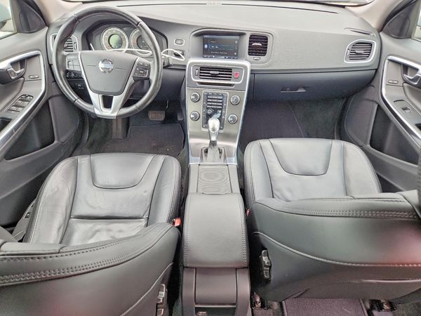 2013 VOLVO S60