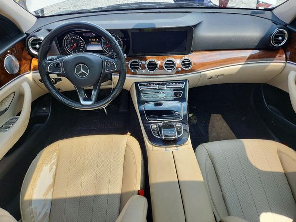 2017 MERCEDES-BENZ E E300