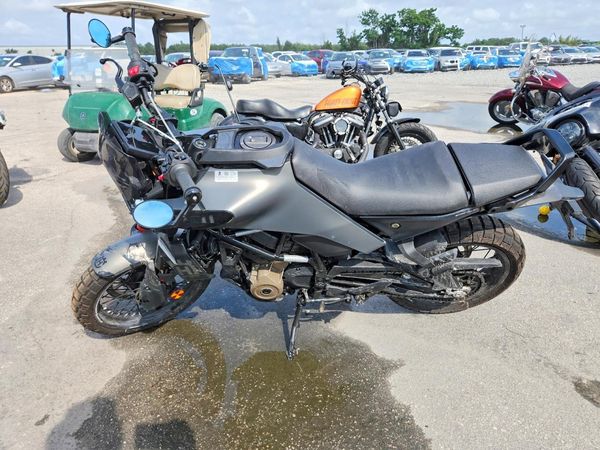 2024 HUSQVARNA VITPILEN 401/SVARTPILEN 401