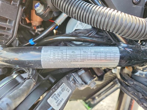 2024 HUSQVARNA VITPILEN 401/SVARTPILEN 401