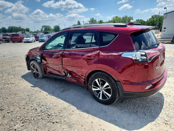 2018 TOYOTA RAV4 Adventure/XLE
