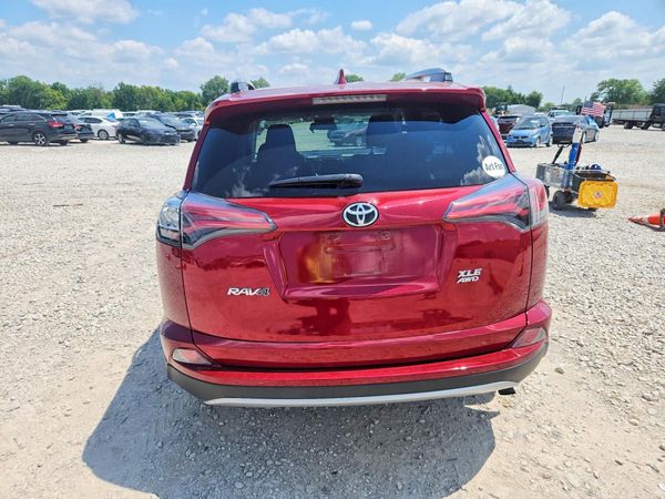 2018 TOYOTA RAV4 Adventure/XLE