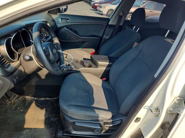 2015 KIA OPTIMA GL - Middle-low