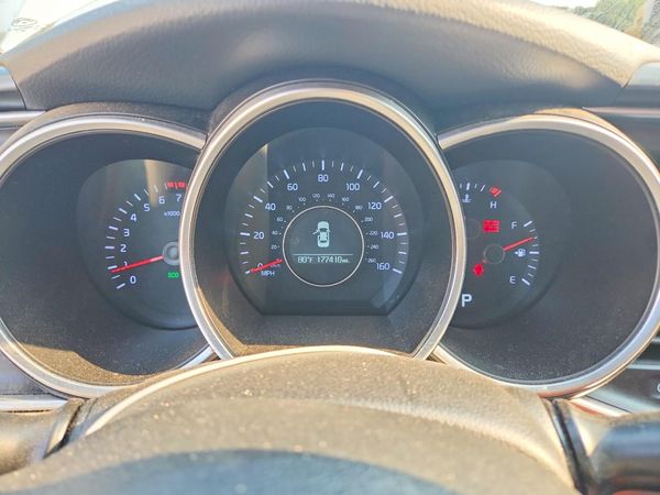2015 KIA OPTIMA GL - Middle-low