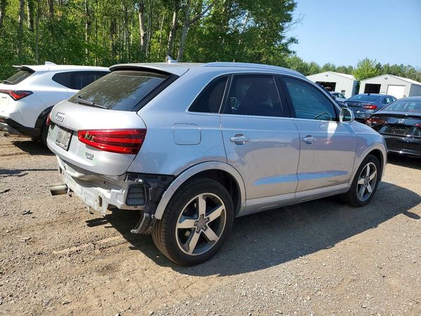 2015 AUDI Q3 quattro Premium Plus