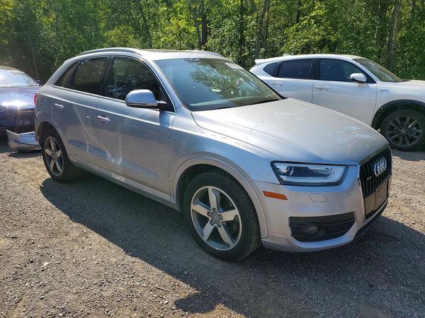 2015 AUDI Q3 quattro Premium Plus