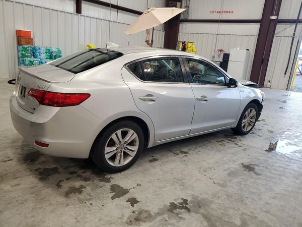 2013 ACURA ILX