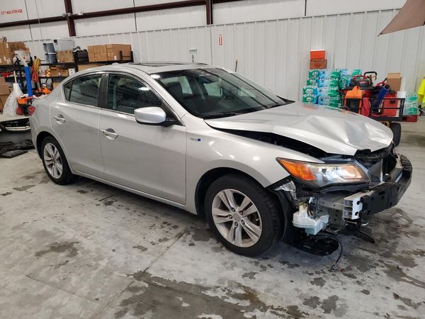2013 ACURA ILX