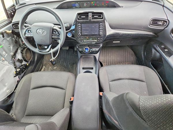 2020 TOYOTA PRIUS