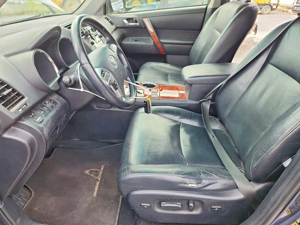 2013 TOYOTA HIGHLANDER Base/Hybrid
