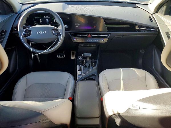 2023 KIA NIRO EX