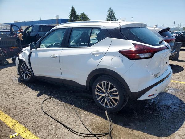 2021 NISSAN KICKS SV