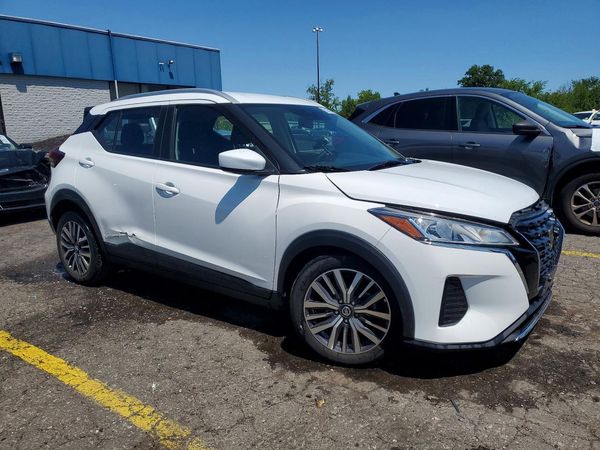 2021 NISSAN KICKS SV