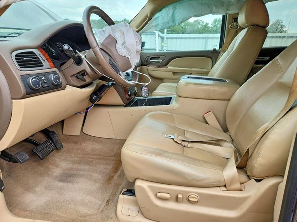 2013 CHEVROLET SUBURBAN LT