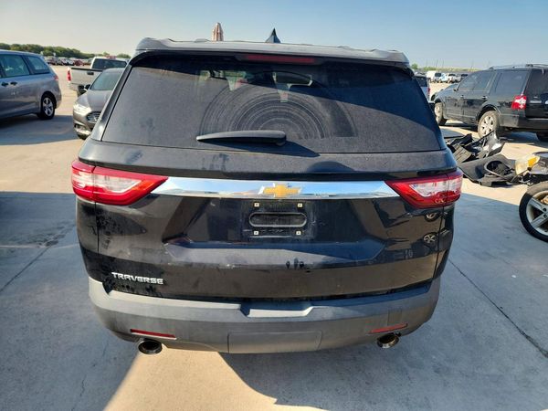 2019 CHEVROLET TRAVERSE LS