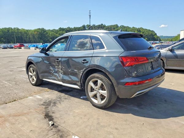 2020 AUDI Q5 quattro Premium Plus