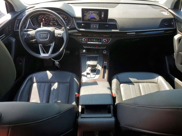 2020 AUDI Q5 quattro Premium Plus