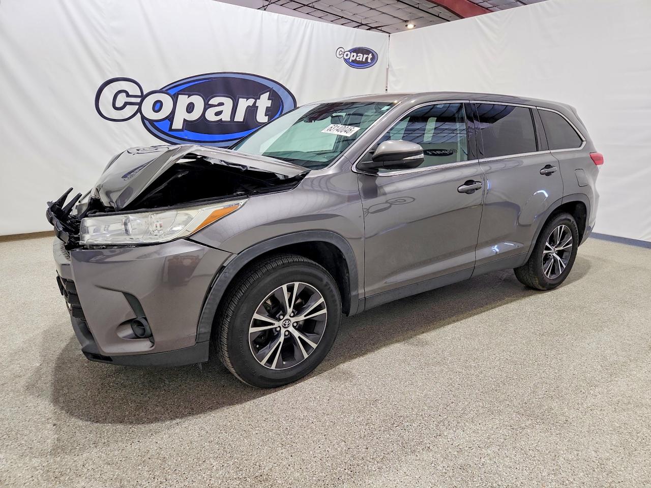 2019 TOYOTA HIGHLANDER LE/LE Plus