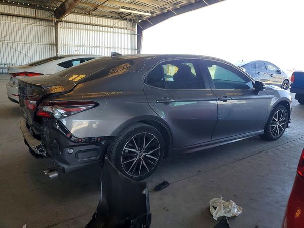 2021 TOYOTA CAMRY SE + Convenient Pkg