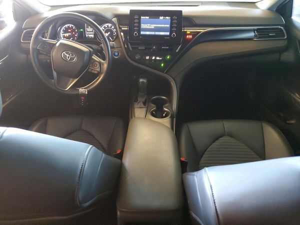 2021 TOYOTA CAMRY SE + Convenient Pkg