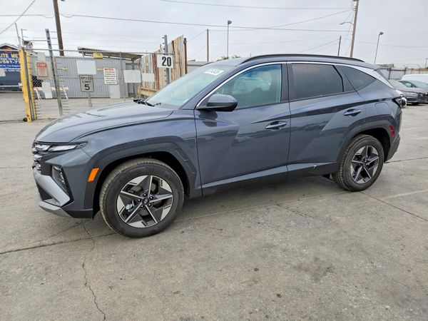 2026 HYUNDAI TUCSON SEL, SEL Plus